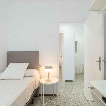 Center 3 Apartment